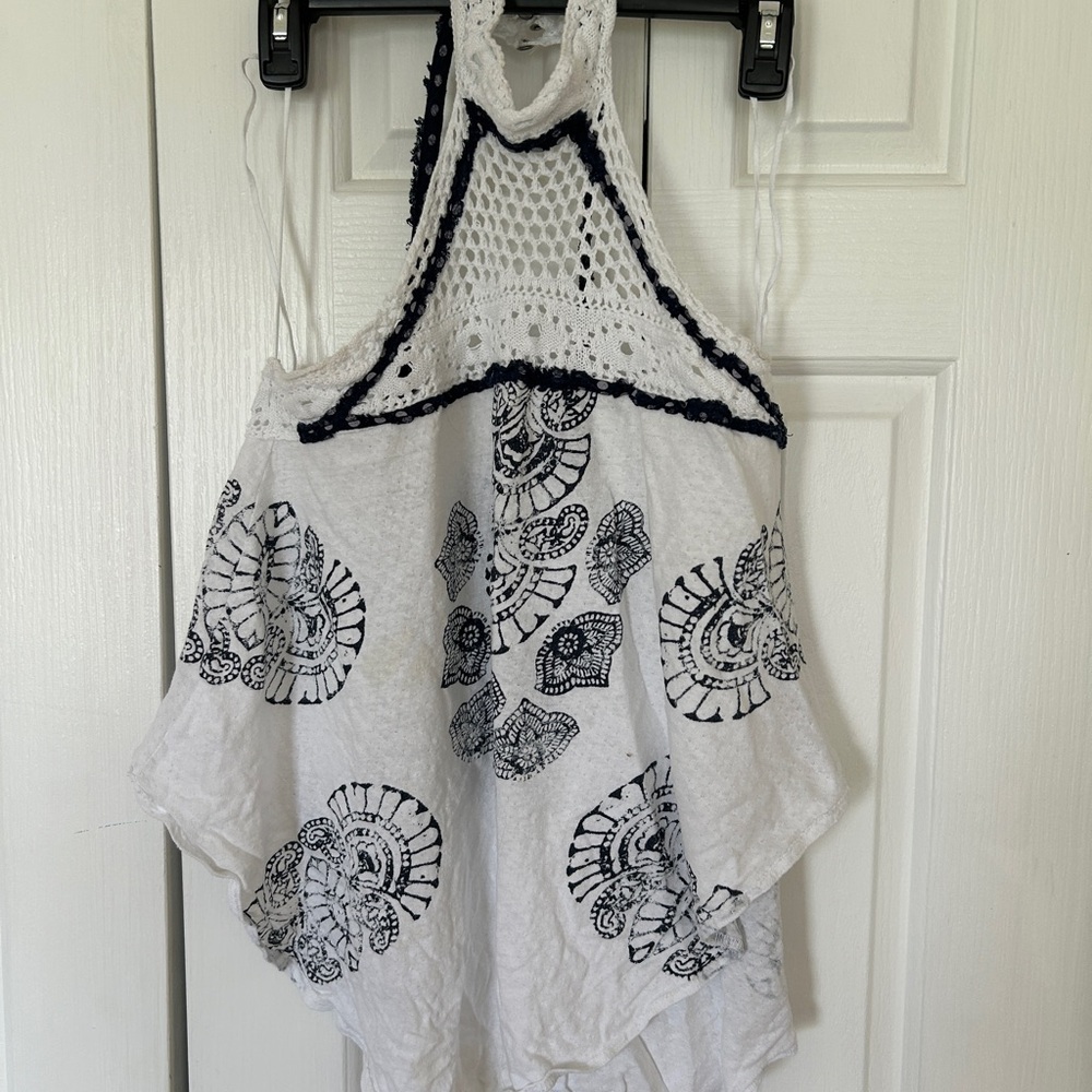 White and Black Patterned Women's Top